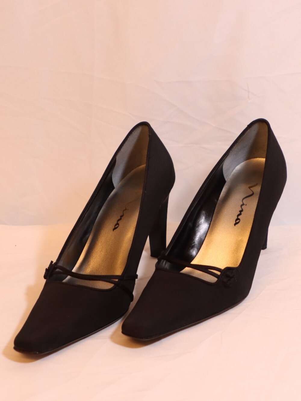 Black Nina Size 9 Fabric Pointed Heels - Picture 4 of 6